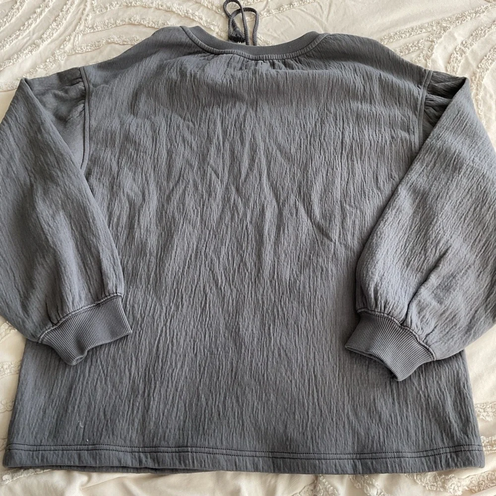 aerie Charcoal Gray Textured V-Neck Top with Tassel Tie - Picture 8 of 9